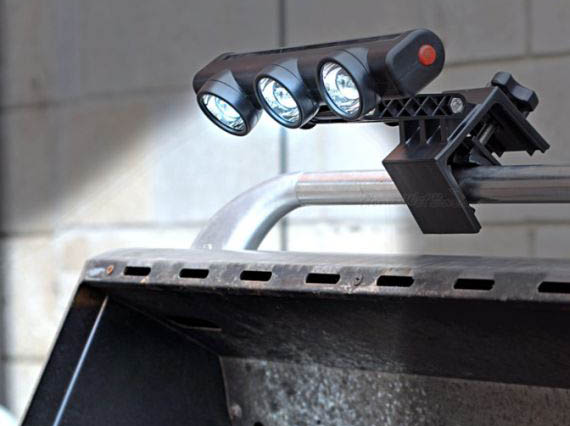 Steven Raichlen Best of Barbecue 3-Head LED Grill Light