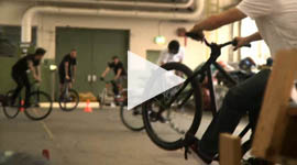 video-Nike-Trackbike-Football-th