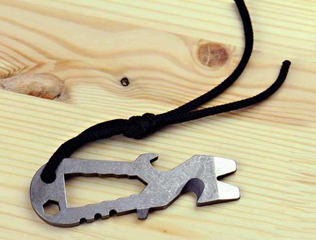 Titanium-Pry-Tool