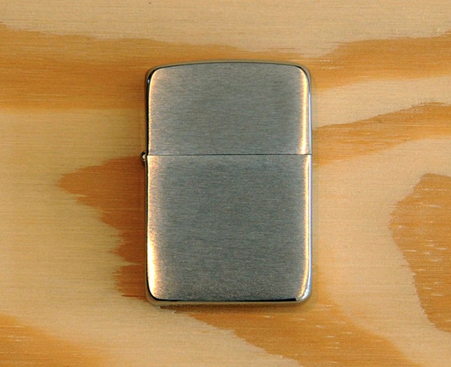 Zippo Lighter – 1941 Replica Brushed Chrome