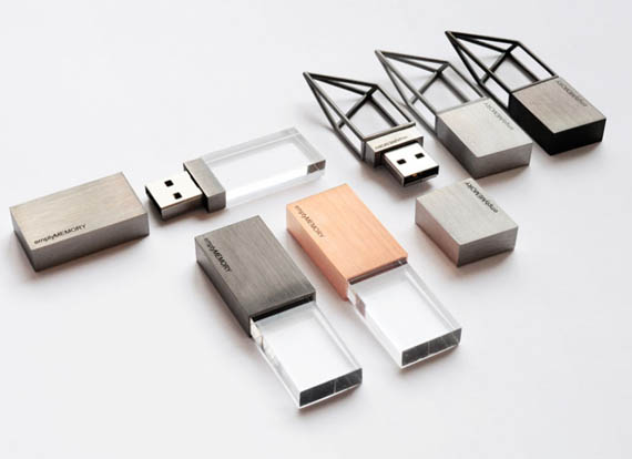 Empty-Memory-4GB-USB-Drive