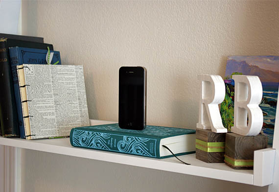 Rich-Neeley-Designs-iPhone-Book-Docks