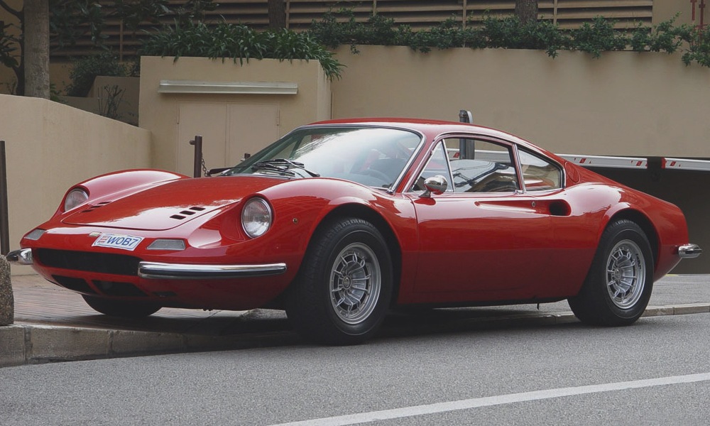 15 Classic Cars That Define Cool