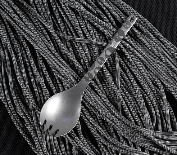 T-Skull-Titanium-Spork