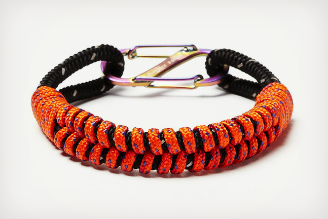 Move Slightly Bracelets
