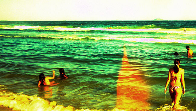 Alt Image