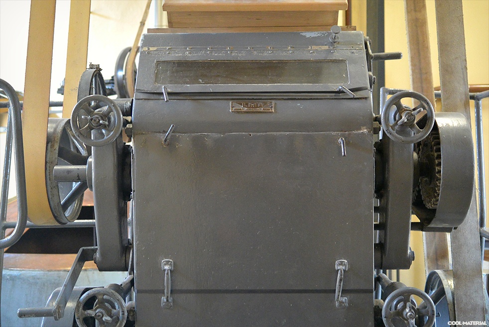 Alt Image