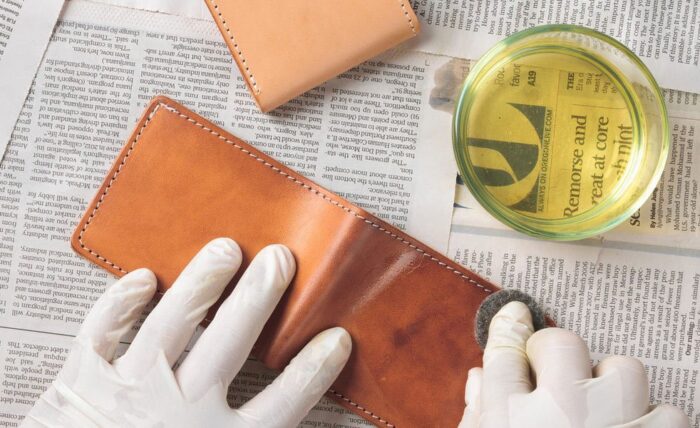 Neatsfoot Oil For Natural Leather Conditioning