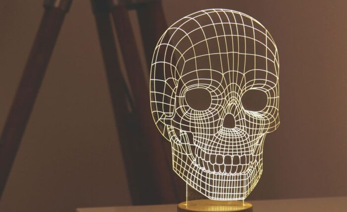 The Flat Skull Lamp Looks 3-D