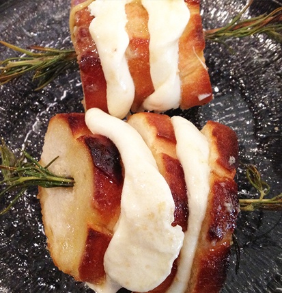 Skewered Mozzarella-Bagna Cauda