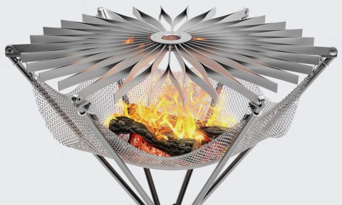 The-Grillo-BBQ-Is-Lightweight-and-Portable