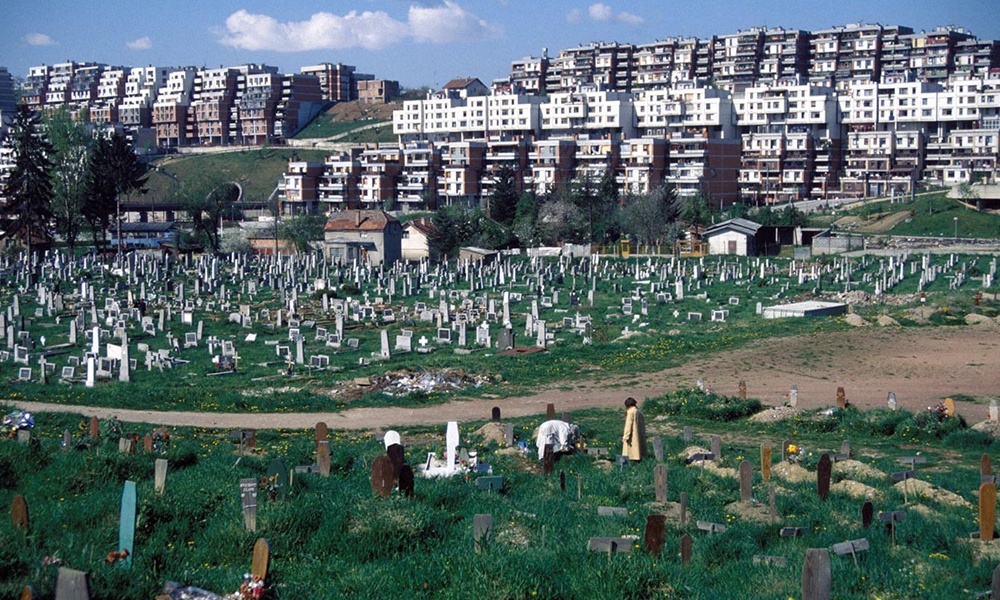 Alt Image
