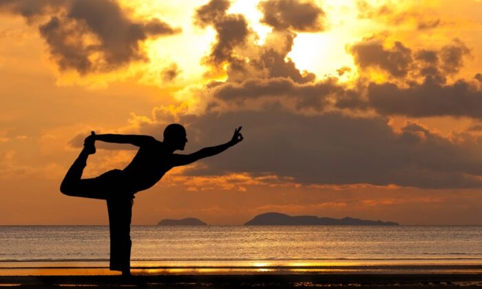 The Best Yoga Gear for Men