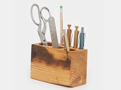 The Desk Caddy