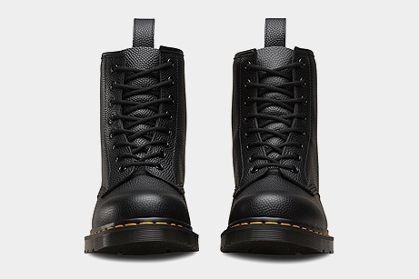 Dr. Martens 1460 Pebble