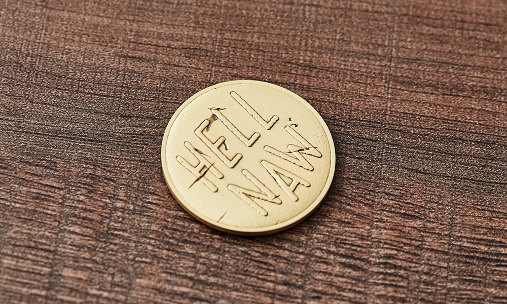 Alt Image