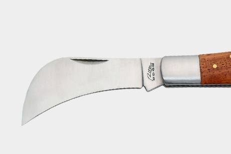 Hawkbill Blade
