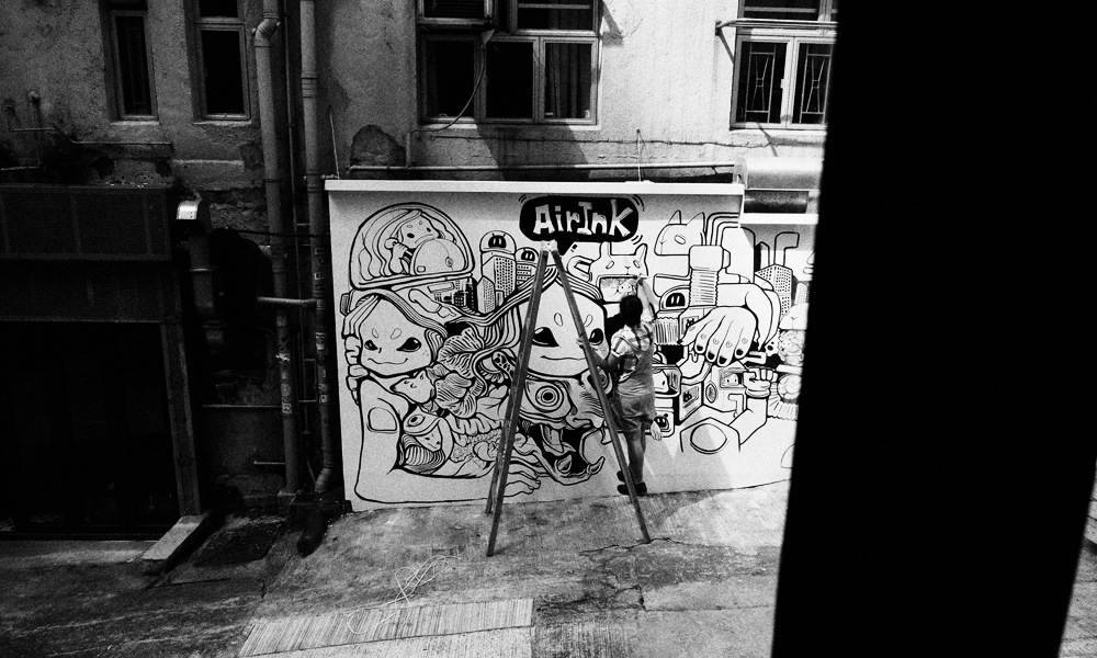 Alt Image