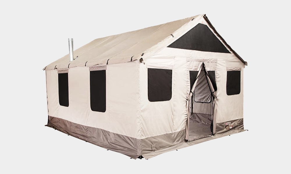 Camp in a Barracks with the Lodge Tent