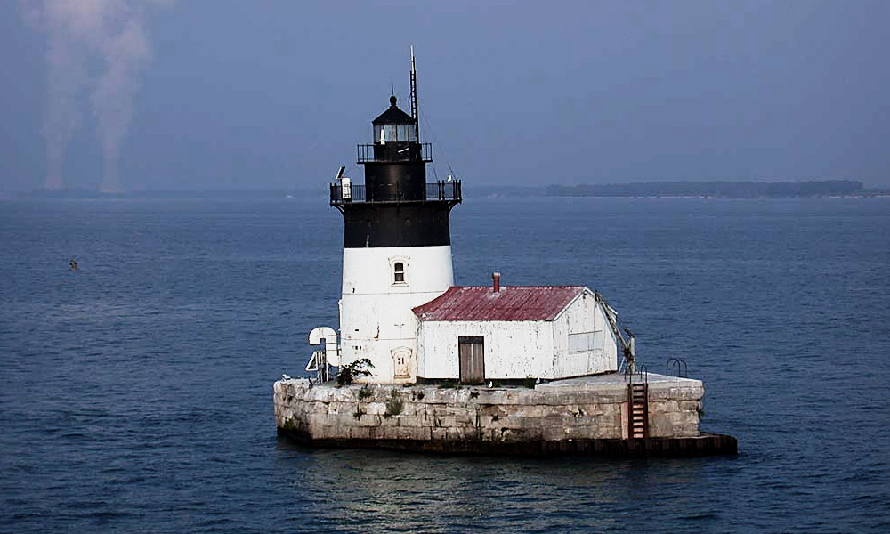 Alt Image