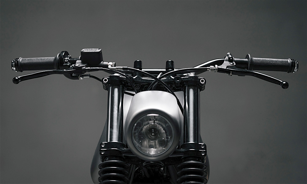 Alt Image