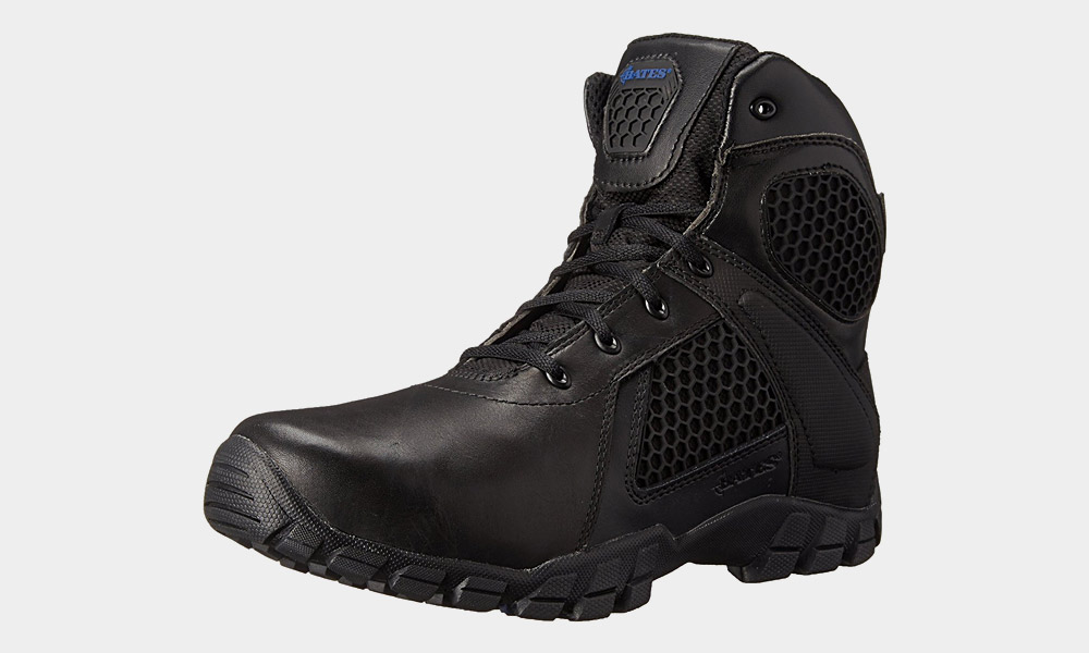 You Can Buy Ryan Gosling’s ‘Blade Runner’ Boots on Amazon