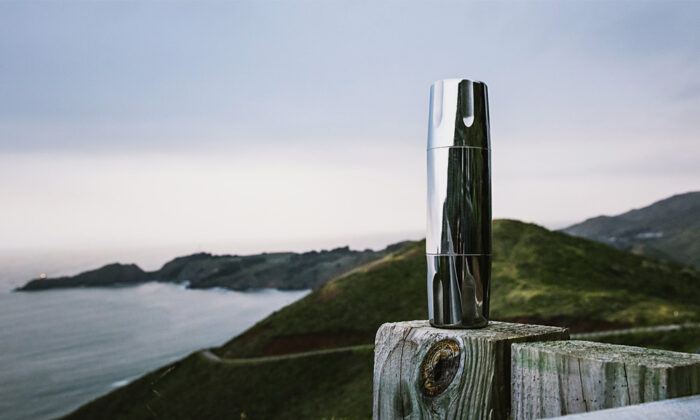 The Firelight Flask Is the First Ever ‘Cheers-able’ Flask