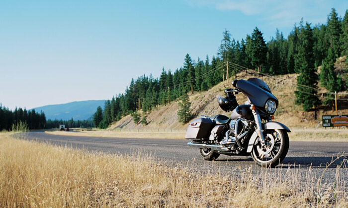 Four-Days-3500-Miles-and-Three-Rolls-of-Film-Header