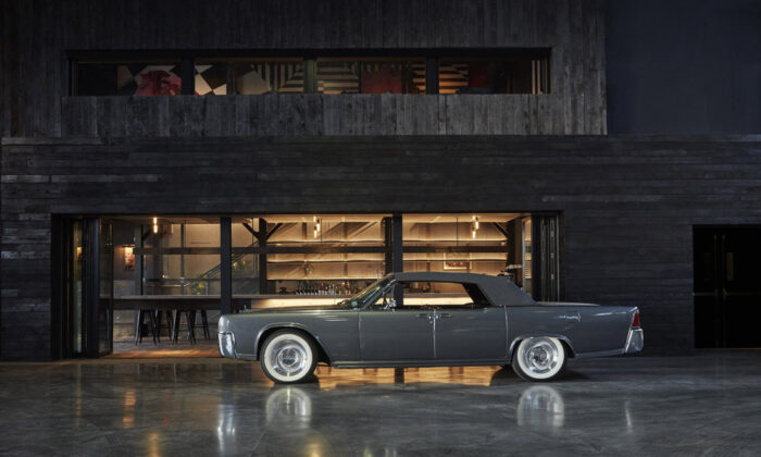 Classic-Car-Club-at-Pier-76-1
