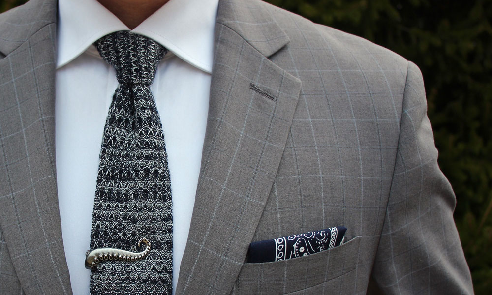 Upgrade Your Accessories With The Dark Knot