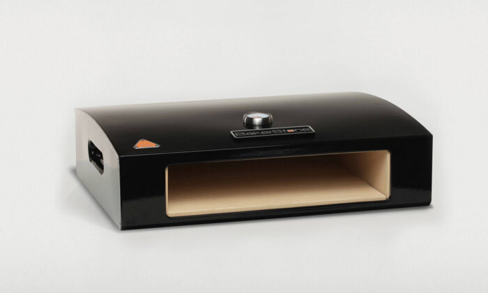 The BakerStone Box Turns Your Grill into a Pizza Oven