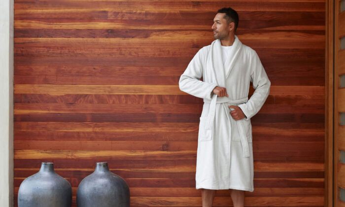 Parachute’s Classic Bathrobe Is Better Than Pants