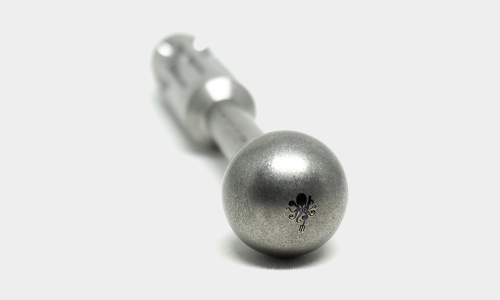 Alt Image