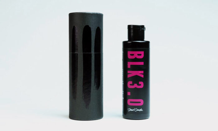 Black-3-0-Is-the-Blackest-Acrylic-Paint-in-the-World-1