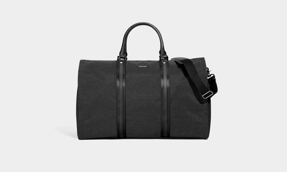 Hook & Albert’s New Garment Weekender Is Made with Ballistic Nylon