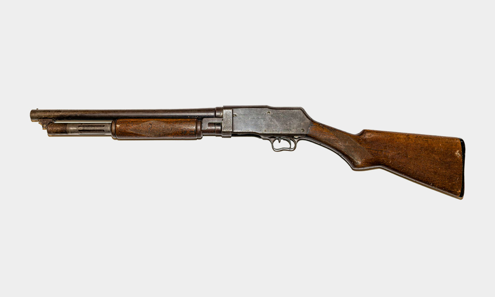 Bonnie & Clyde Guns, Gear and Memorabilia Are up for Auction