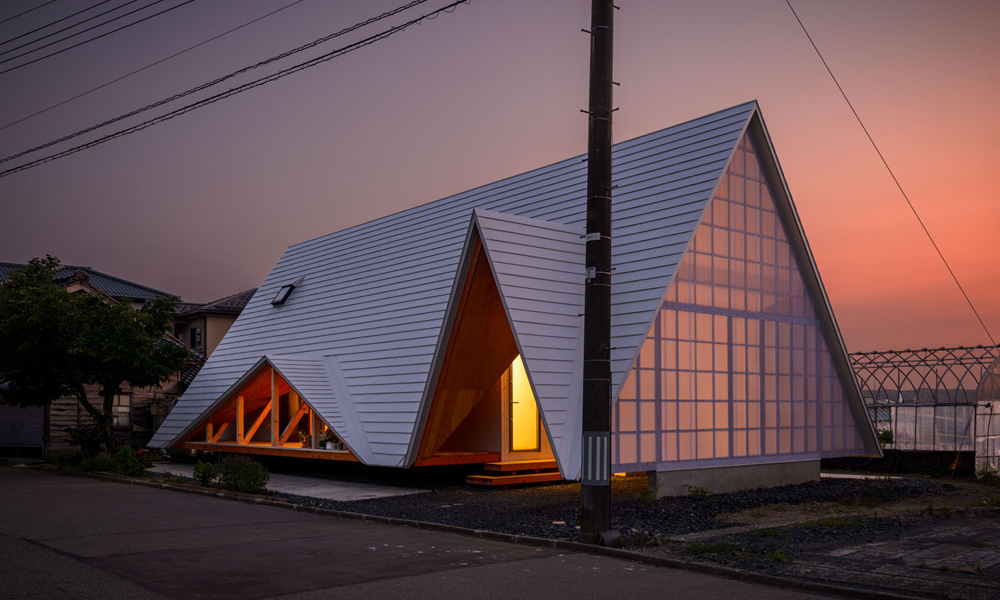 A-Frame Tent House