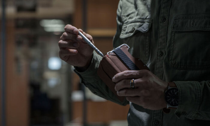 Dango’s Carry Everything D01 Dapper Pen Wallet Now Comes in DTEX and Leather
