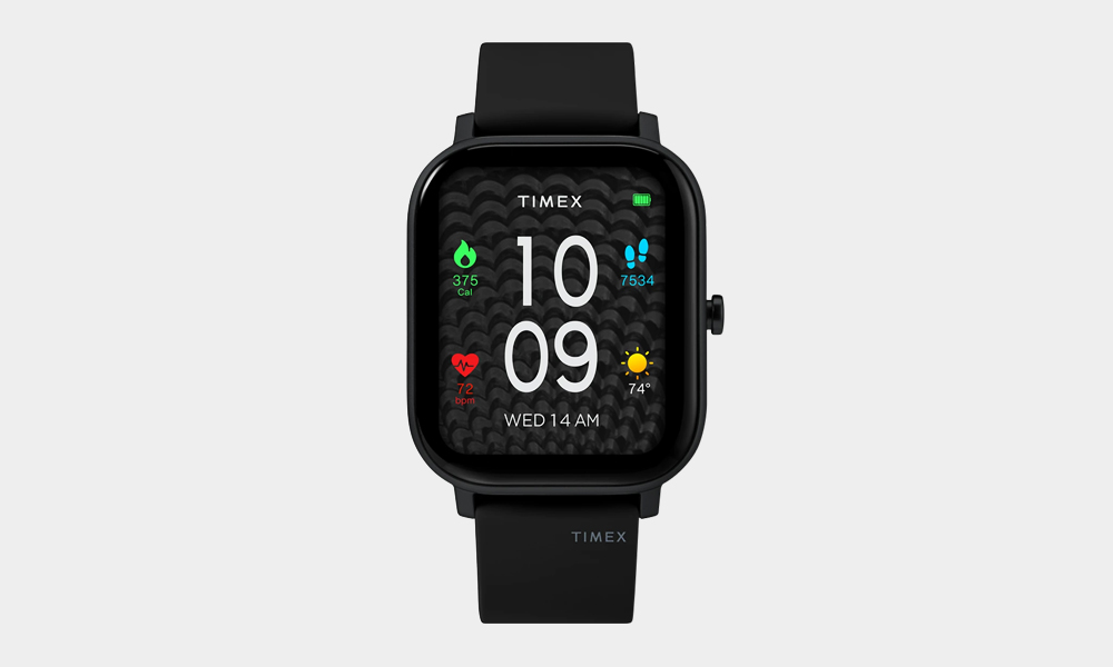 The Timex Metropolitan S Smartwatch Competes with the Apple Watch