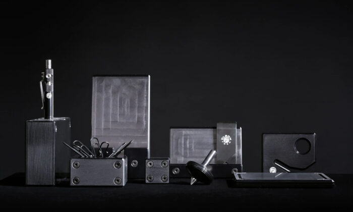 Olson Form Desk Accessories