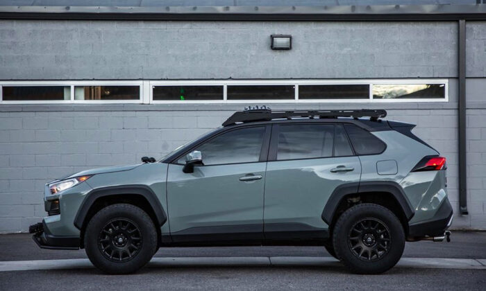 Radventure4-Toyota-RAV4-Adventure-Vehicle