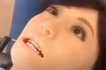 This Malfunctioning Dental School Robot Is Guaranteed To Give You The Heebie-Jeebies