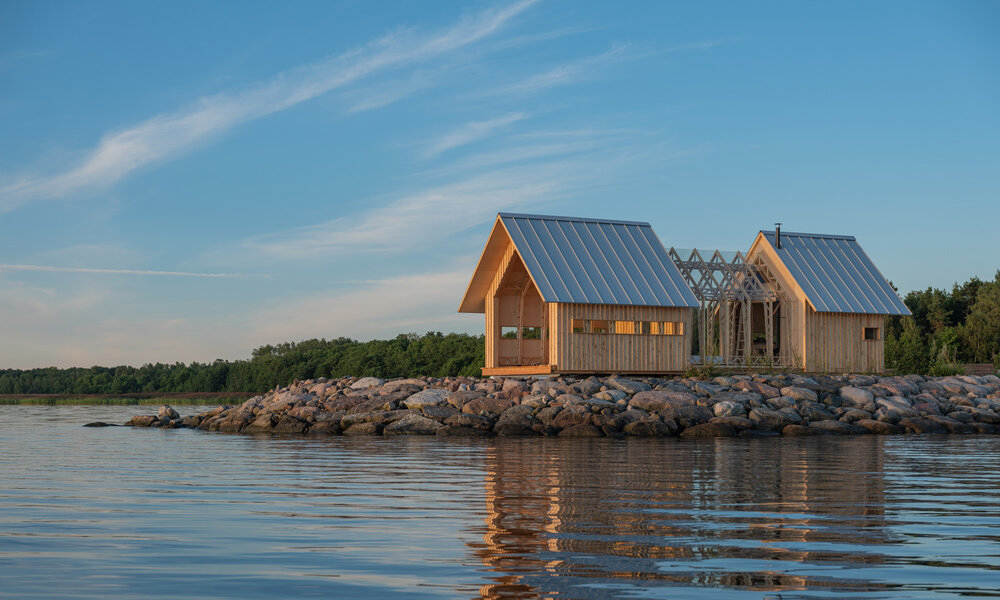 Anna Sliding Wall Cabin
