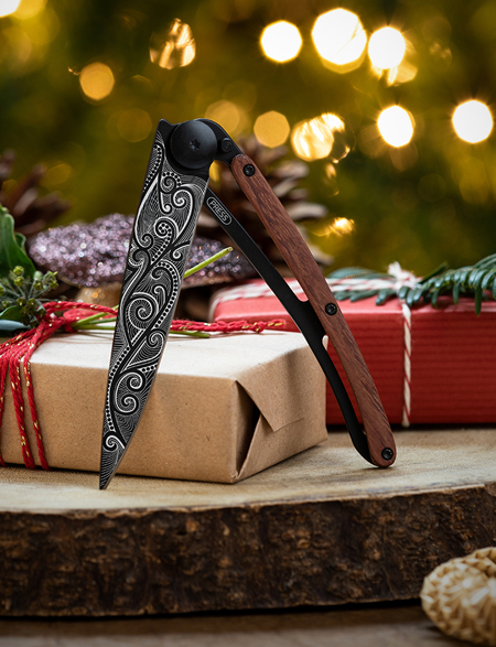 Deejo Customizable Pocket Knives