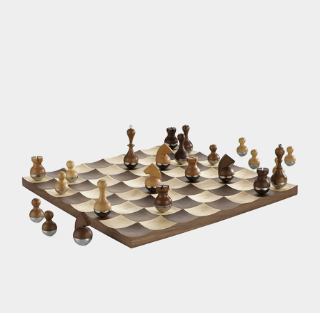 Umbra Wobble Chess Set