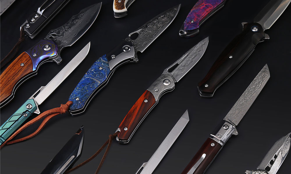ROM Knife Makes Gorgeous Damascus Knives That Are Actually Affordable