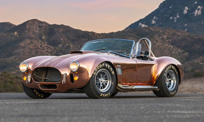 Kirkham Motorsports Copper 1965 Shelby Cobra 427 S/C