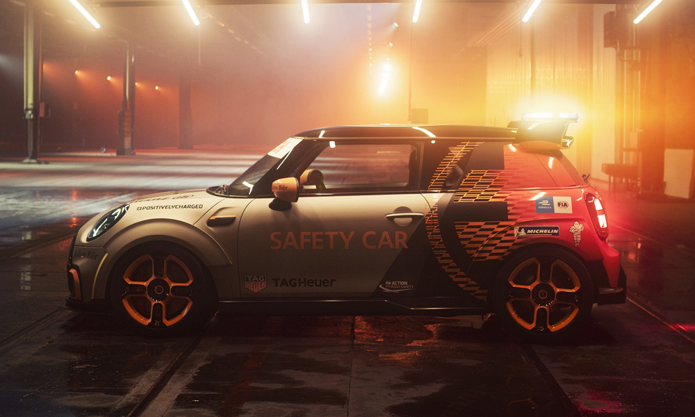 MINI Electric Cooper SE Formula E Pace Car