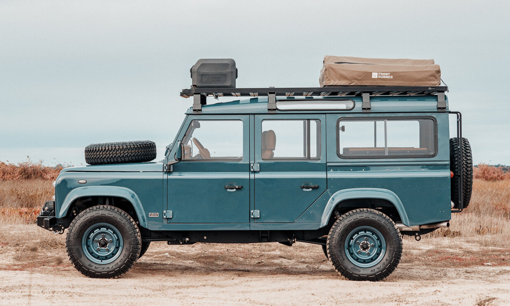 Cool & Vintage 1995 Land Rover Defender 110