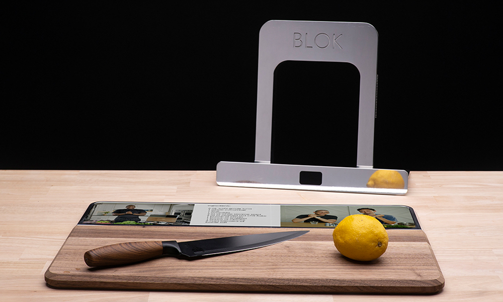 BLOK’s Smart Cutting Board Teaches You How to Cook